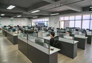 邗江带地暖的日立中央空调安装