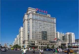 浙江自动胶带折盖封箱机供应商